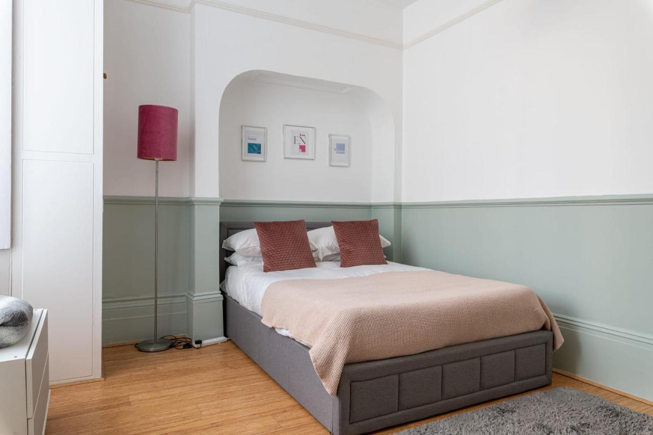 Guestready - Stunning Brighton Seafront Flat Appartamento Esterno foto