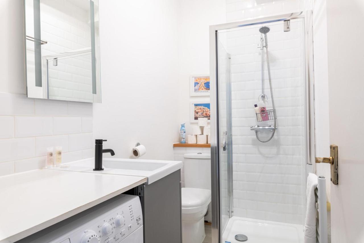 Guestready - Stunning Brighton Seafront Flat Appartamento Esterno foto